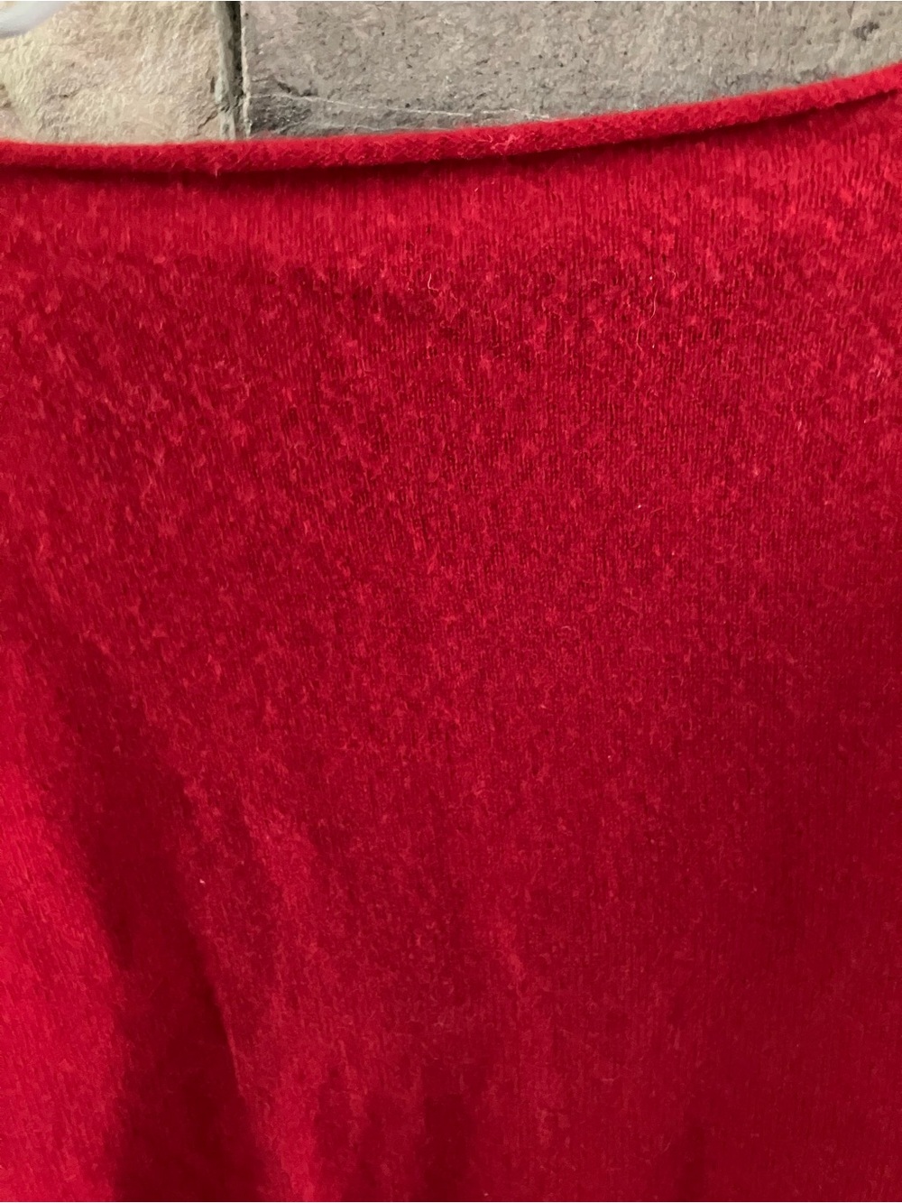 Quince Women’s Red  100% cashmere Crewneck Sweater - Picture 2 of 7